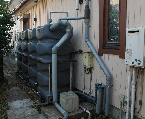 墨田区のお寺で雨水タンクメンテ工事 ローテックスタンク 雨水利用 - 地下水、雨水、身近な水源を賢く集め使う。レインワールド
